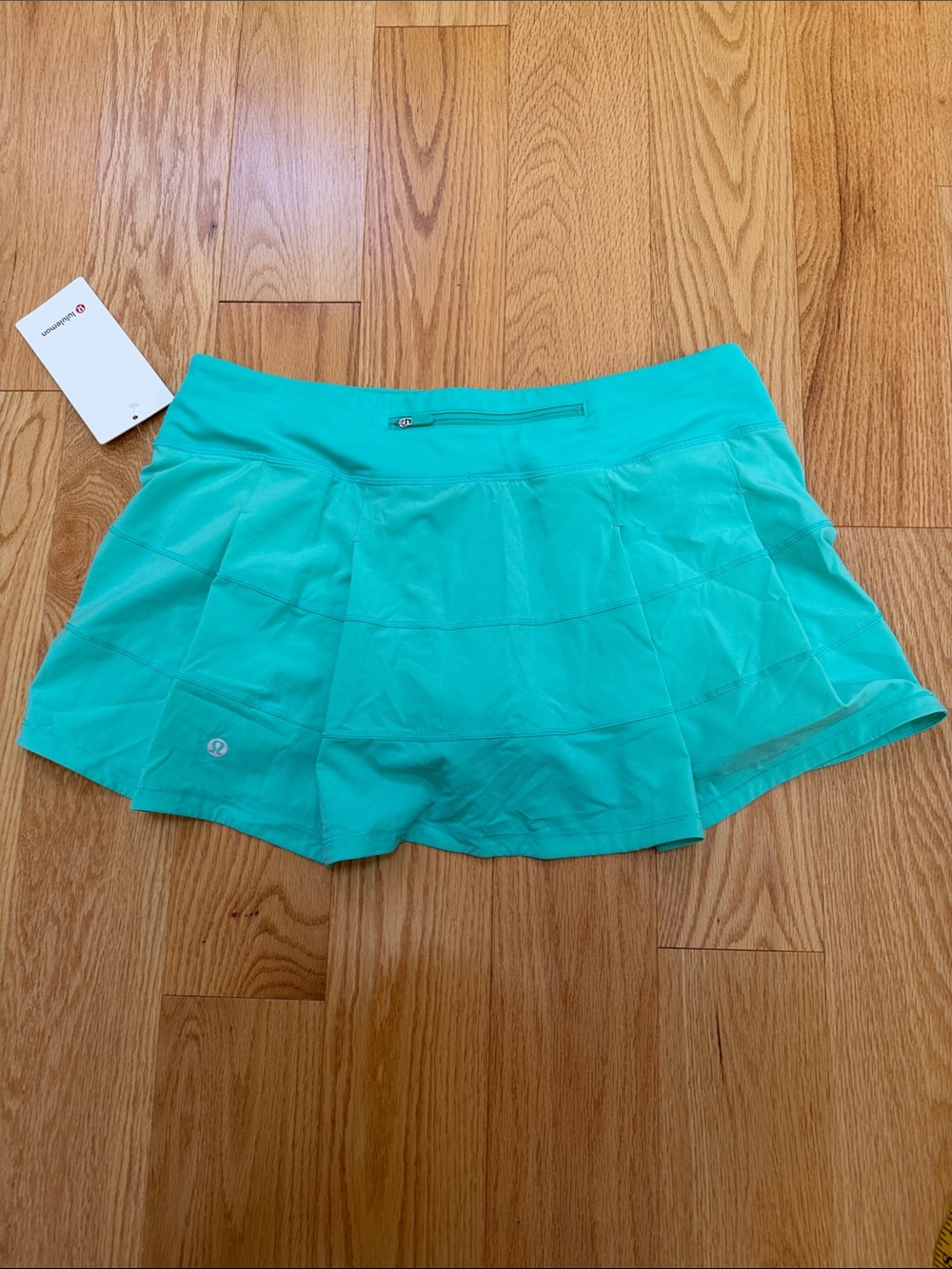 NWT! Lululemon athletica Sz 10, pace rival athletic skirt. - Picture 4 of 9
